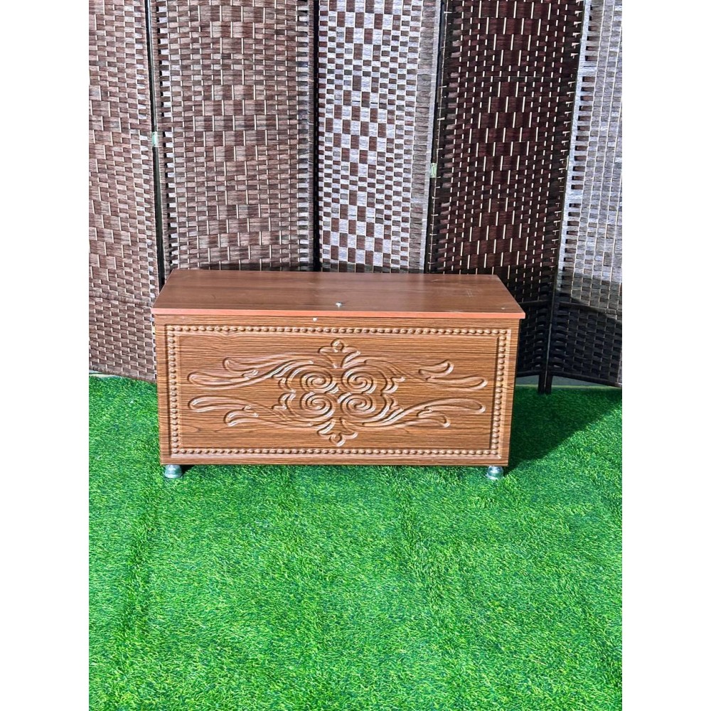 Сундук коричневый