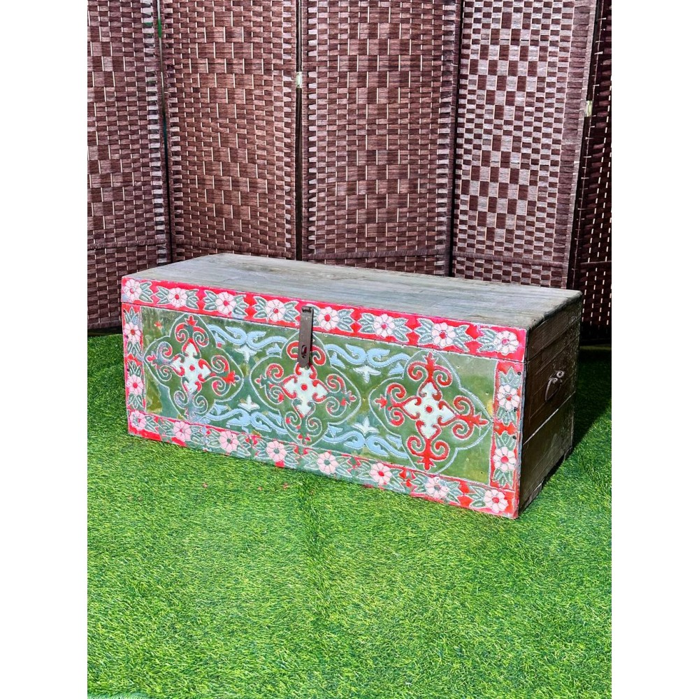 Сундук цветной