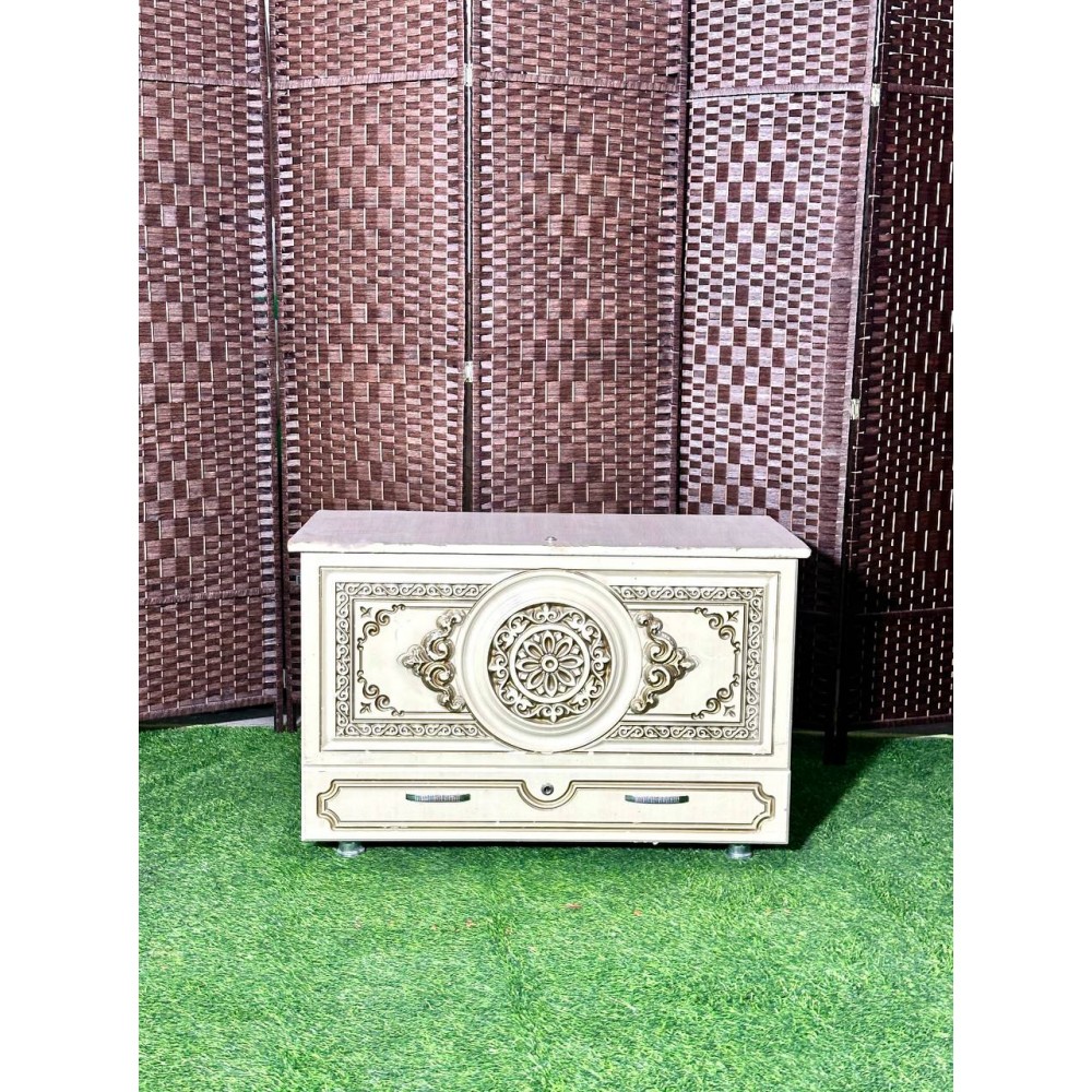 Сундук светлый