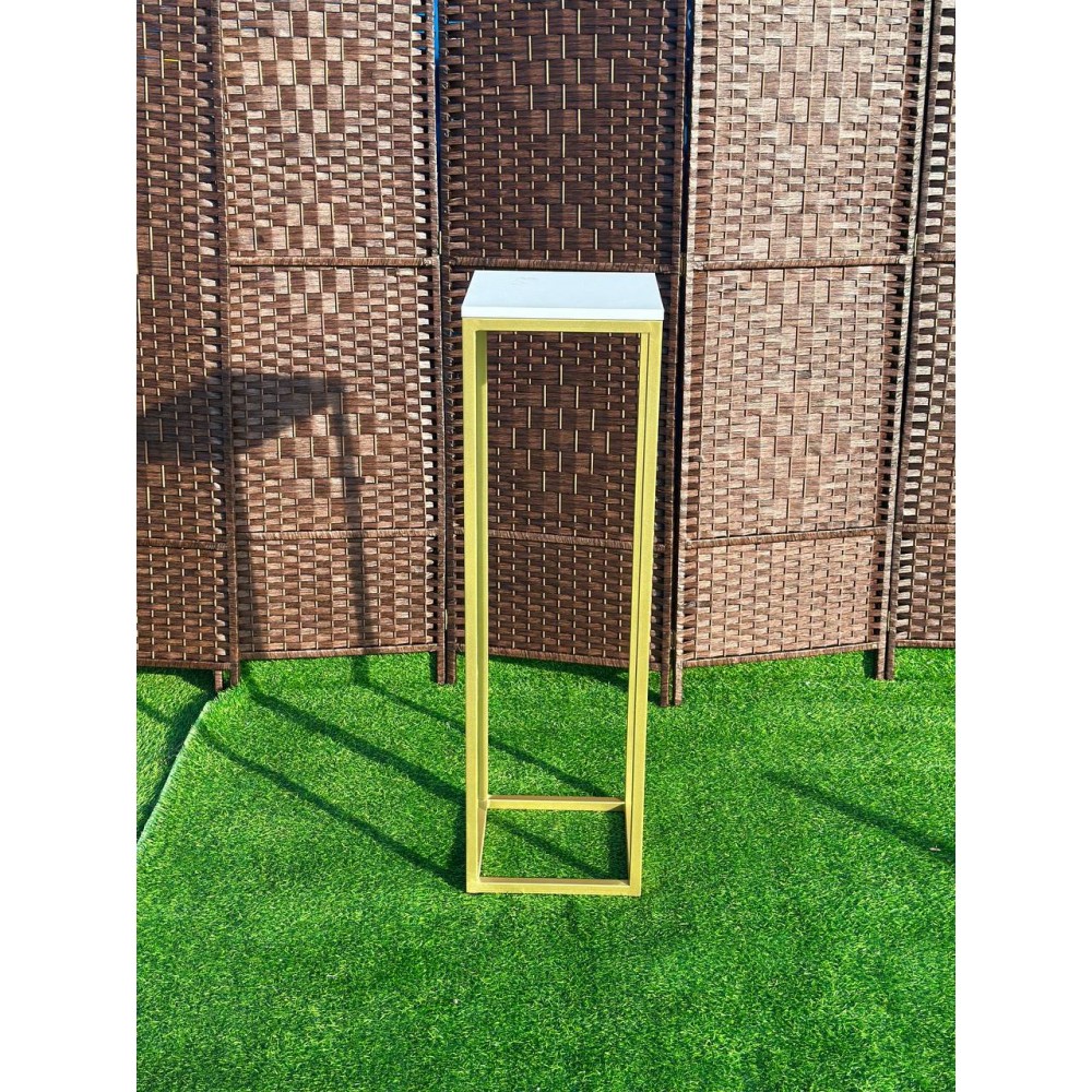 Стойка золотистая квадратная 100см